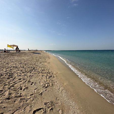 Holiday Home La Mer Dubai Esterno foto